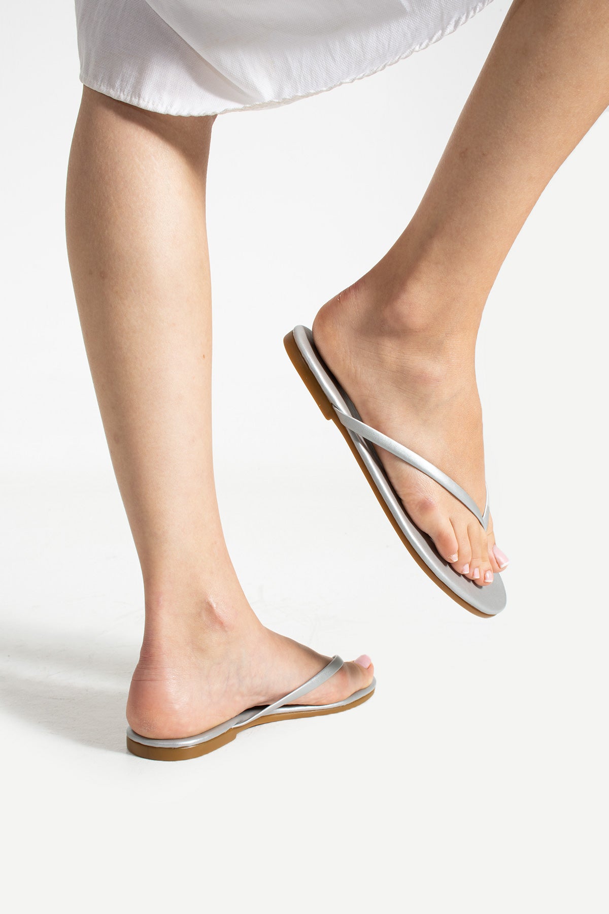 Lufie Essential Flip Flop Silver Sandal +Comfort