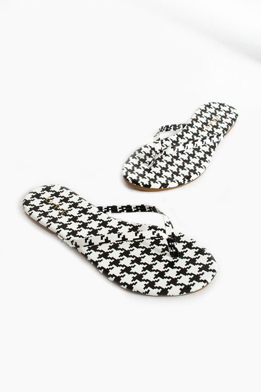 Lufie Essential Goose Foot Flat Flip Flop Sandal +Comfort